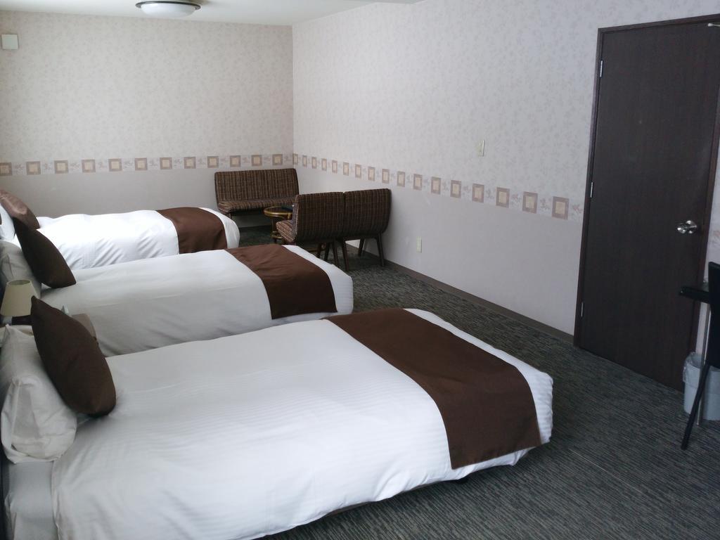 Resort Inn North Country Furano Bagian luar foto